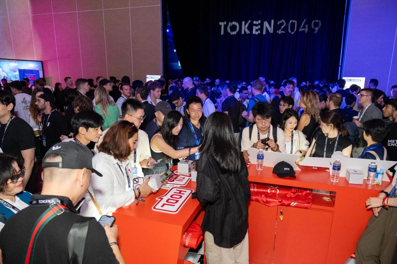 波场TRON亮相新加坡TOKEN2049